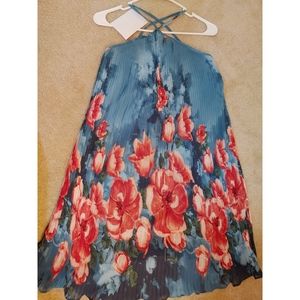 Pleated cross straps dress